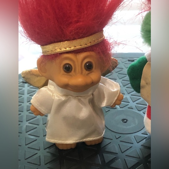 Vintage 1980s Set of Holiday Trolls Carroller and Angel by Russ - Picture 3 of 11